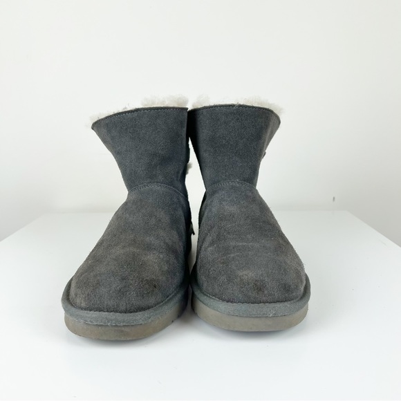 Koolaburra Jaelyn Mini Gray Suede Shearling Bootie 10 - Picture 7 of 8